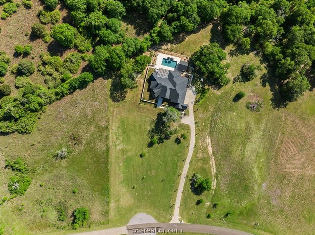 10121 St John Drive, Iola, TX 77861