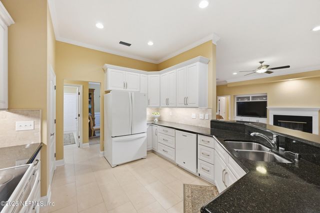 1532 NOTTINGHAM KNOLL Drive, Jacksonville, FL 32225