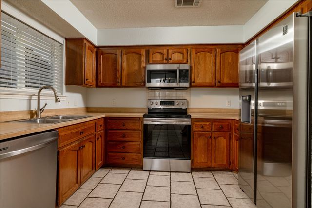 8040 Lazy Brook Drive, Watauga, TX 76148