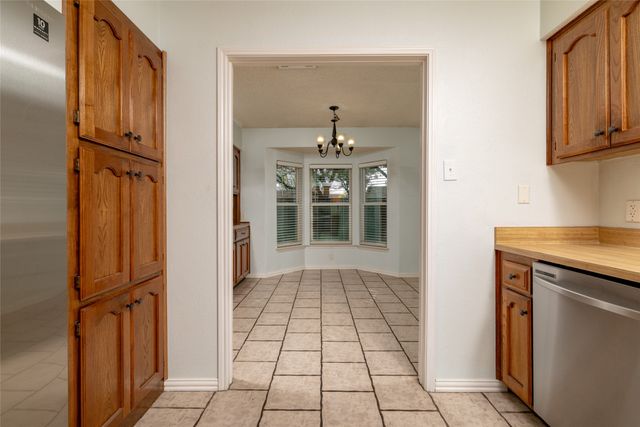 8040 Lazy Brook Drive, Watauga, TX 76148