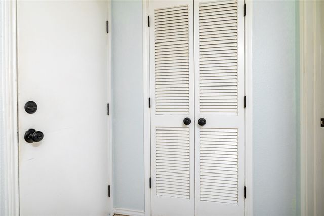 8040 Lazy Brook Drive, Watauga, TX 76148