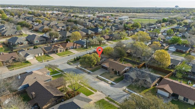 8040 Lazy Brook Drive, Watauga, TX 76148