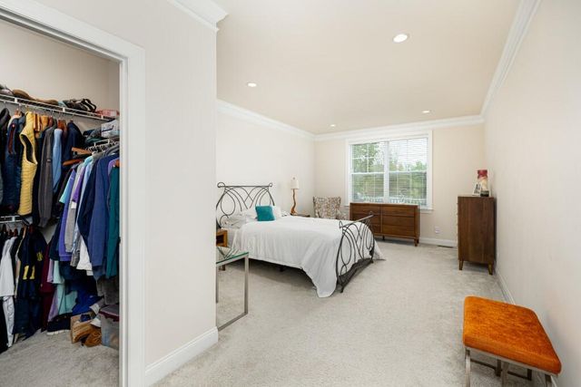 3031 N Spurway Drive, Ann Arbor, MI 48105