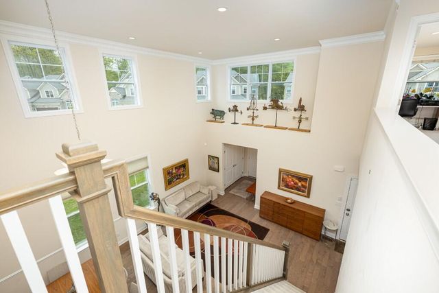 3031 N Spurway Drive, Ann Arbor, MI 48105
