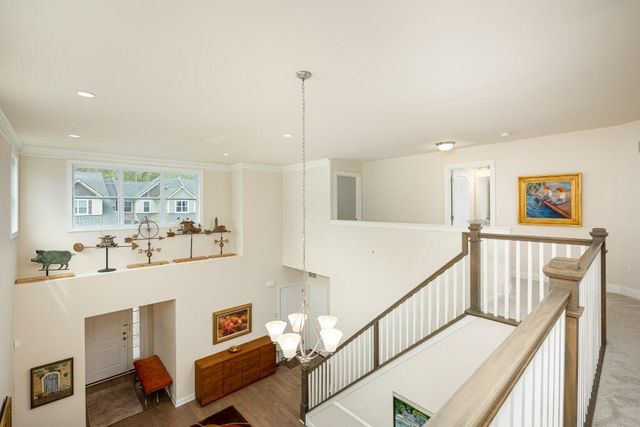 3031 N Spurway Drive, Ann Arbor, MI 48105