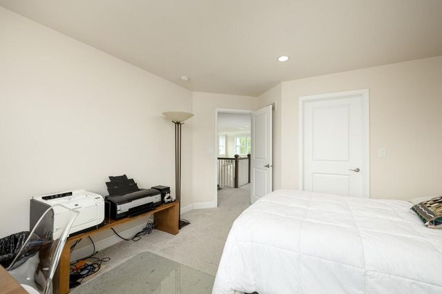 3031 N Spurway Drive, Ann Arbor, MI 48105