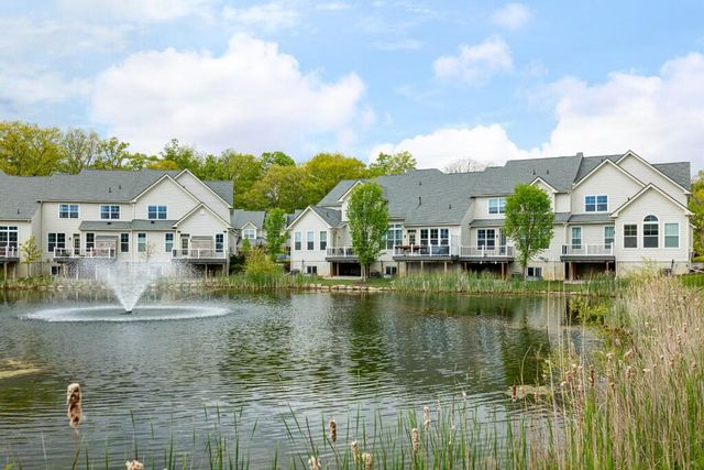 3031 N Spurway Drive, Ann Arbor, MI 48105