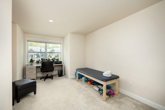 3031 N Spurway Drive, Ann Arbor, MI 48105