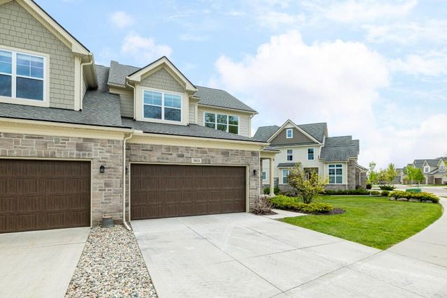 3031 N Spurway Drive, Ann Arbor, MI 48105