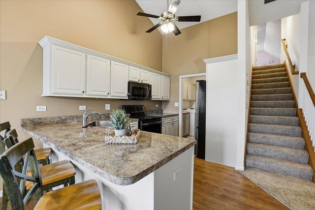 6991 Waxwing Circle, Hobart, IN 46342