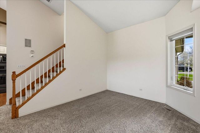 6991 Waxwing Circle, Hobart, IN 46342