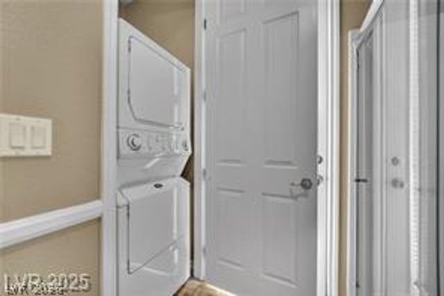 1004 Golden Age Court, Las Vegas, NV 89144
