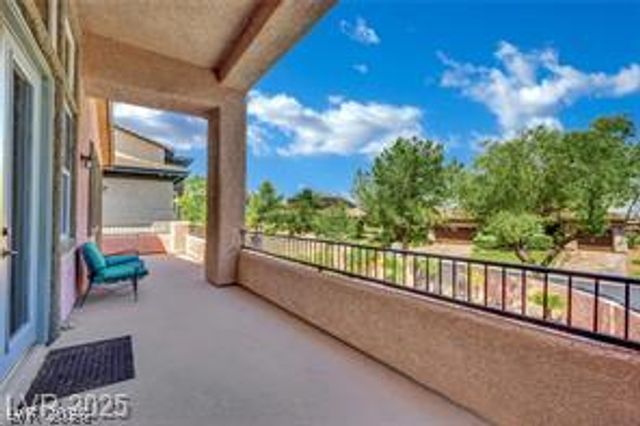 1004 Golden Age Court, Las Vegas, NV 89144