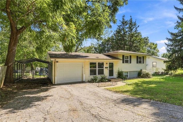 6313 N Wabash Avenue, Kansas City, MO 64118