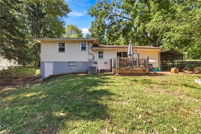 6313 N Wabash Avenue, Kansas City, MO 64118