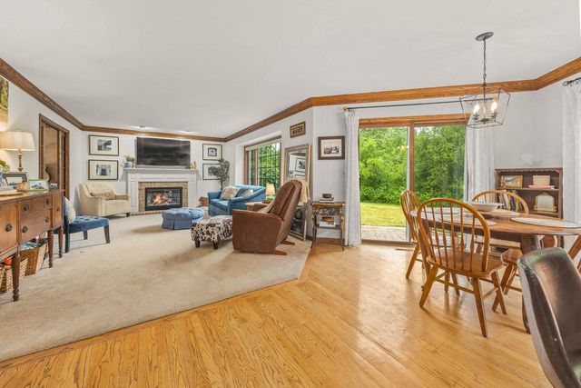 W159N7482 Pinewood CIRCLE, Menomonee Falls, WI 53051