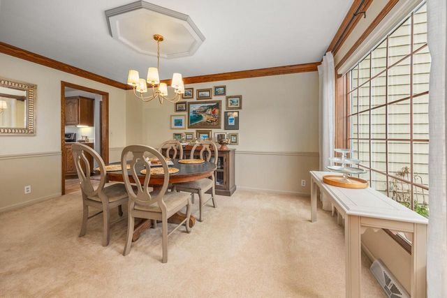 W159N7482 Pinewood CIRCLE, Menomonee Falls, WI 53051