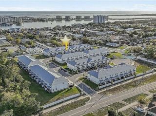 16 REDBIRD Loop 16, Destin, FL 32541