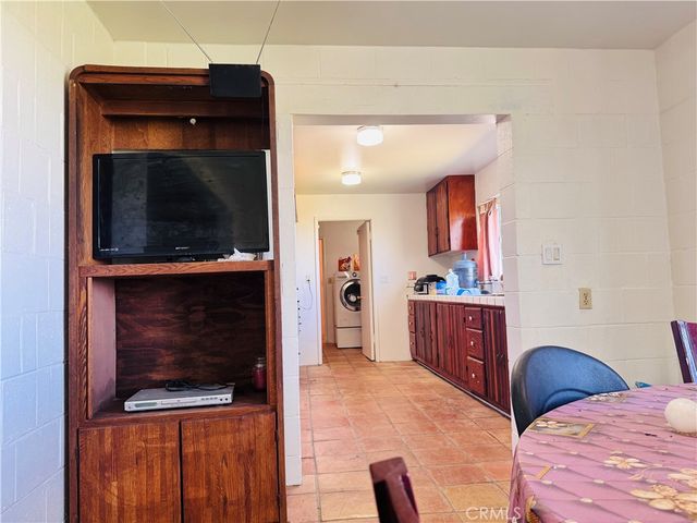 9616 Schlitz, Phelan, CA 92371