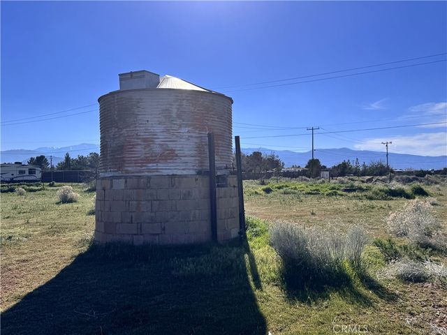 9616 Schlitz, Phelan, CA 92371