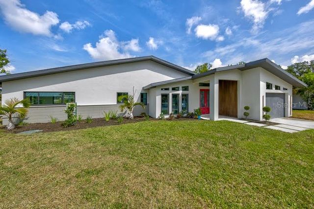 3636 MINEOLA DRIVE, Sarasota, FL 34239
