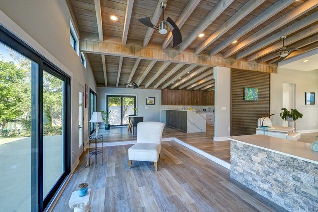 3636 MINEOLA DRIVE, Sarasota, FL 34239