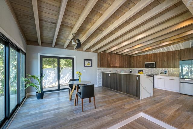 3636 MINEOLA DRIVE, Sarasota, FL 34239