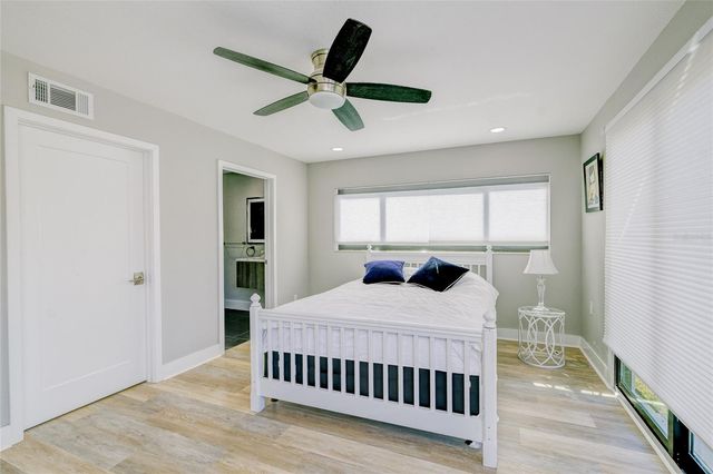 3636 MINEOLA DRIVE, Sarasota, FL 34239