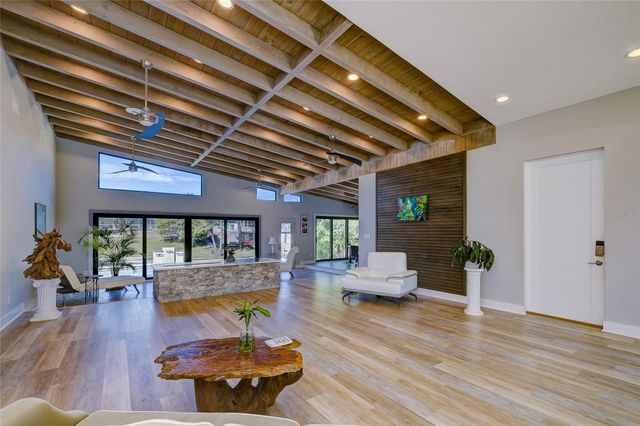 3636 MINEOLA DRIVE, Sarasota, FL 34239