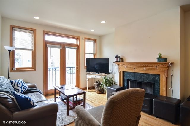 3117 N Damen Avenue 1, Chicago, IL 60618