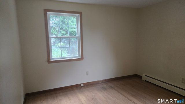 121 Carriage Drive, Manchester, CT 06040