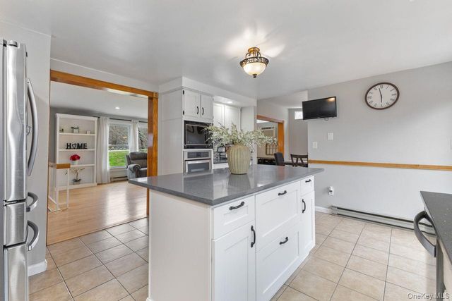 4 Stonewall Farm Road, Mahopac, NY 10541