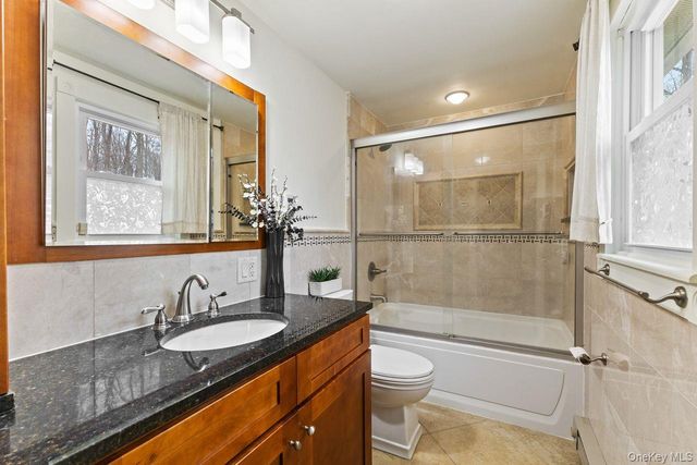 4 Stonewall Farm Road, Mahopac, NY 10541