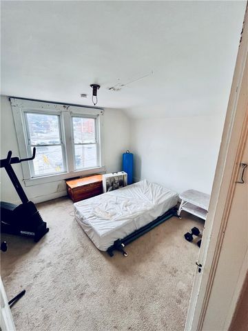 6 S 2nd St, Greenville Boro, PA 16125