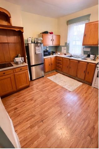 6 S 2nd St, Greenville Boro, PA 16125