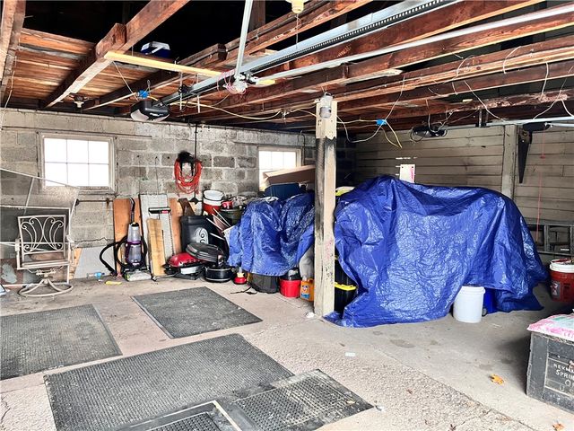 6 S 2nd St, Greenville Boro, PA 16125