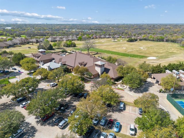 379 Southern Hills Drive, Fairview, TX 75069