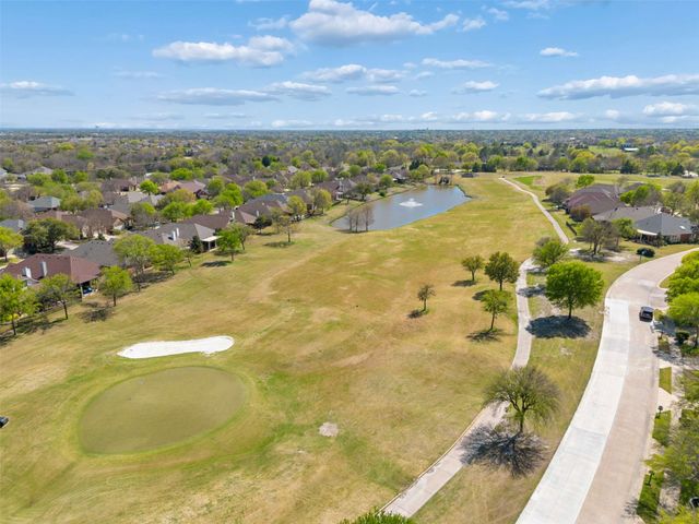 379 Southern Hills Drive, Fairview, TX 75069