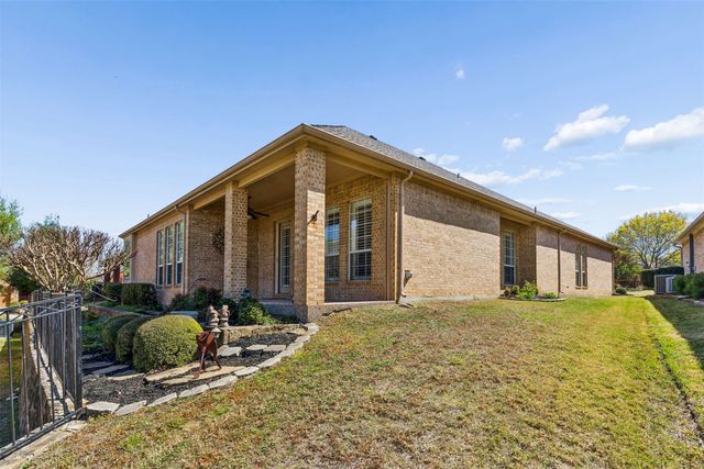379 Southern Hills Drive, Fairview, TX 75069