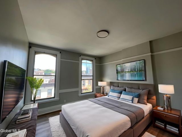 5 Broadway 408, Troy, NY 12180