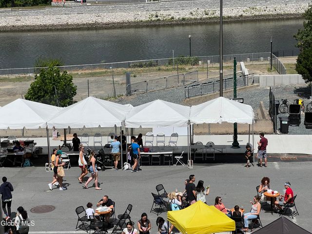 5 Broadway 408, Troy, NY 12180