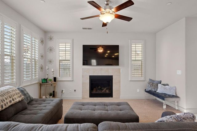 4656 Lue Ln, Carmichael, CA 95608