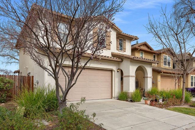 4656 Lue Ln, Carmichael, CA 95608