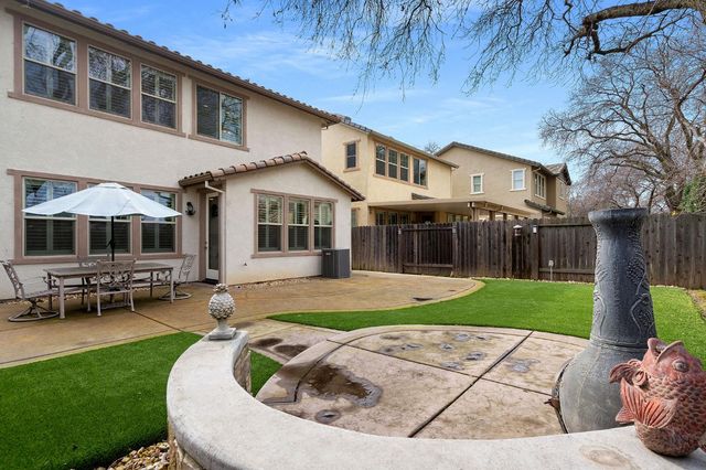 4656 Lue Ln, Carmichael, CA 95608