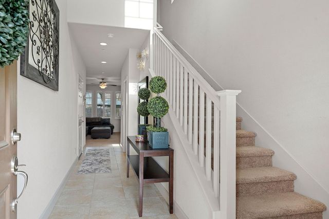 4656 Lue Ln, Carmichael, CA 95608