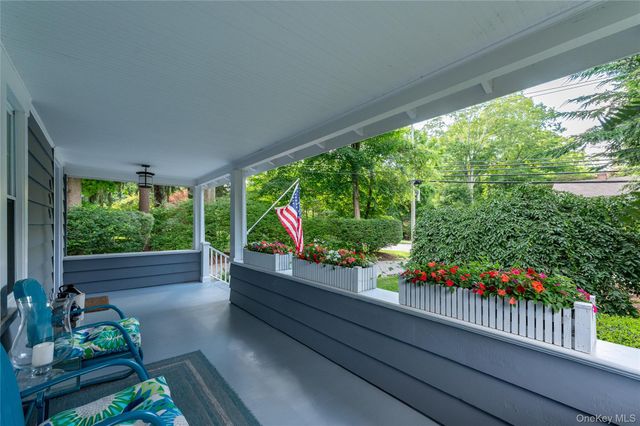 429 Old Post Road, Bedford, NY 10506