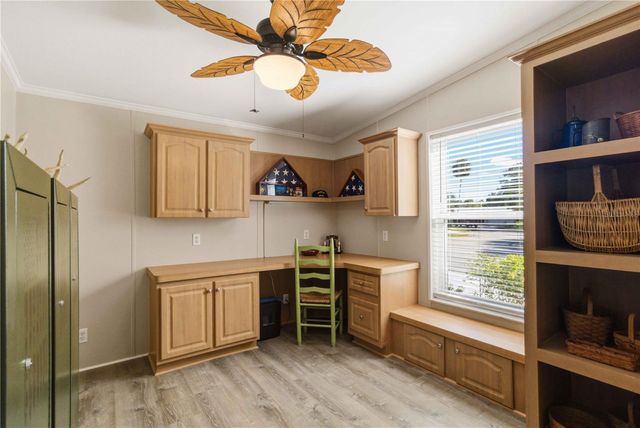 8429 CASTLE GARDEN ROAD, Palmetto, FL 34221