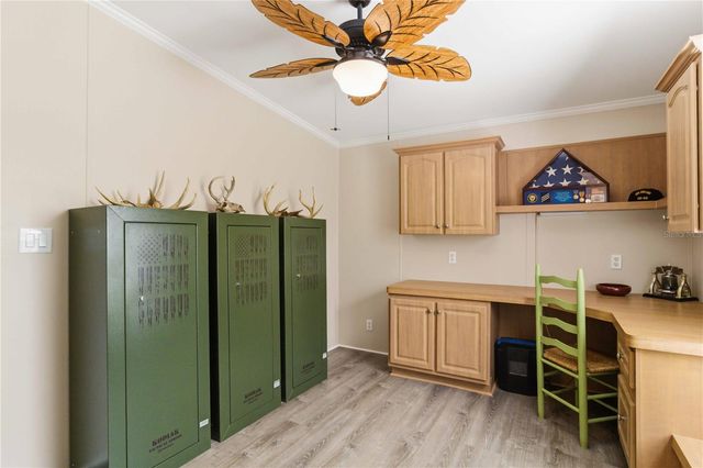 8429 CASTLE GARDEN ROAD, Palmetto, FL 34221