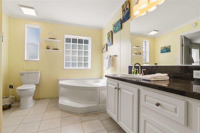 8429 CASTLE GARDEN ROAD, Palmetto, FL 34221