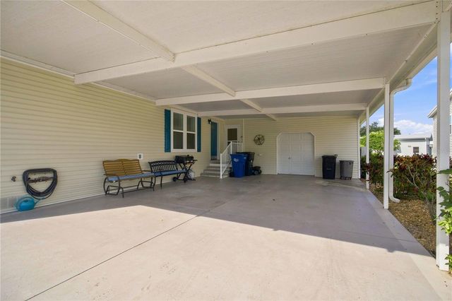 8429 CASTLE GARDEN ROAD, Palmetto, FL 34221